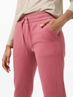 Lululemon Scuba High-Rise Jogger *Fleece
